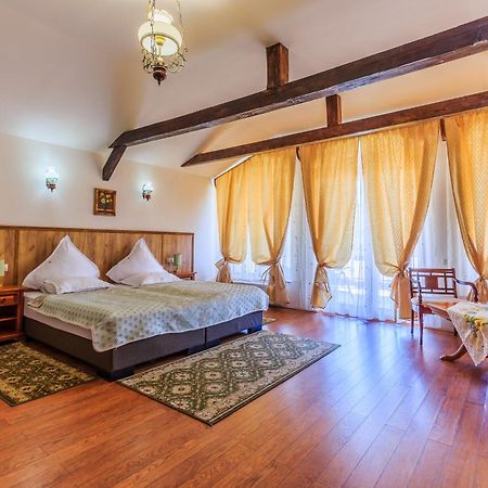 Hotel Bielmann Sînpetru Buitenkant foto