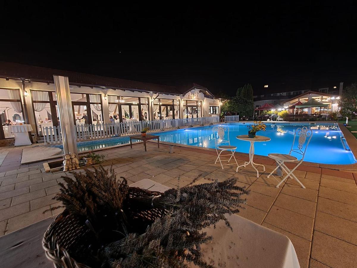Hotel Bielmann Sînpetru Buitenkant foto