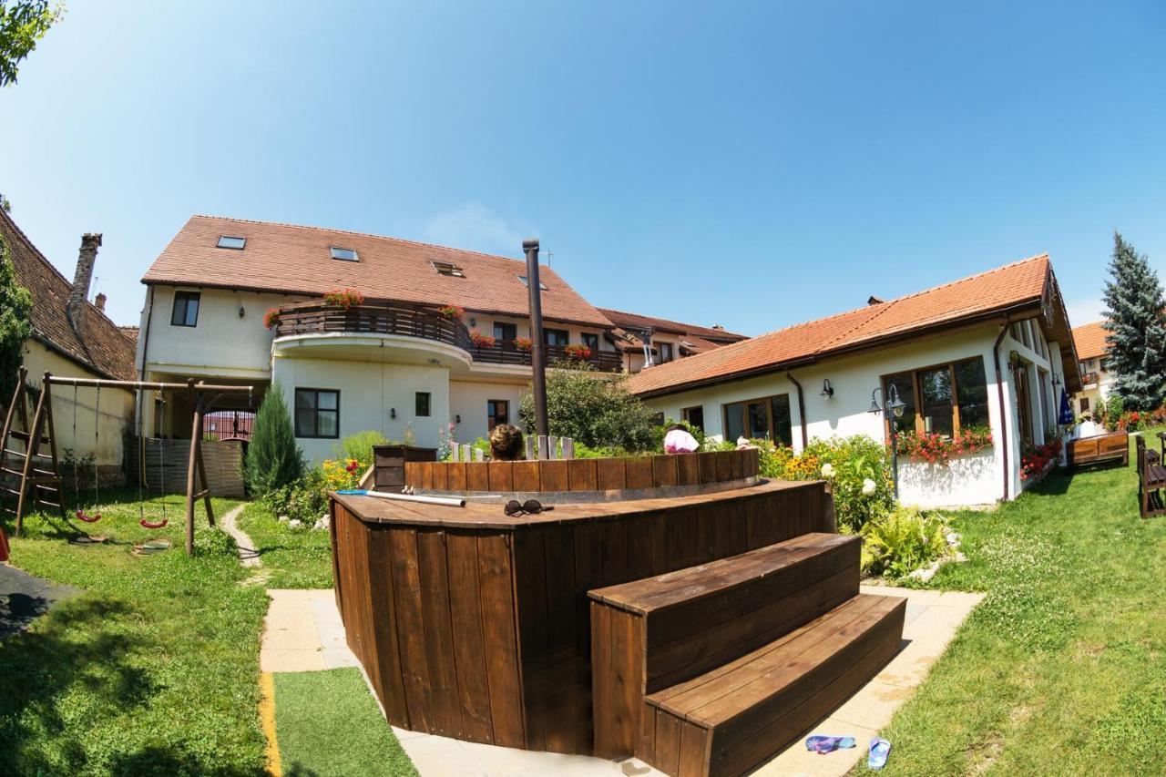 Hotel Bielmann Sînpetru Buitenkant foto