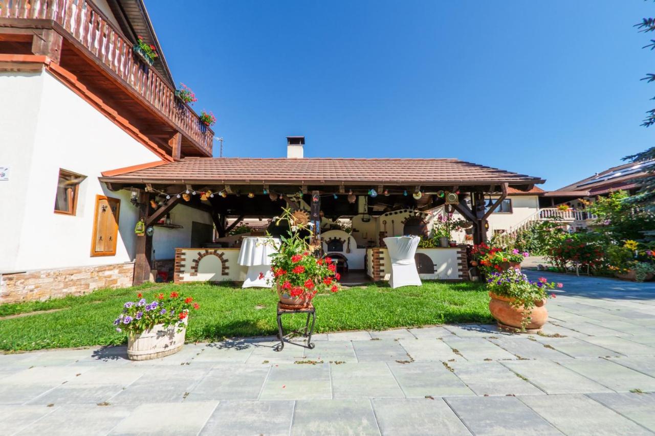 Hotel Bielmann Sînpetru Buitenkant foto