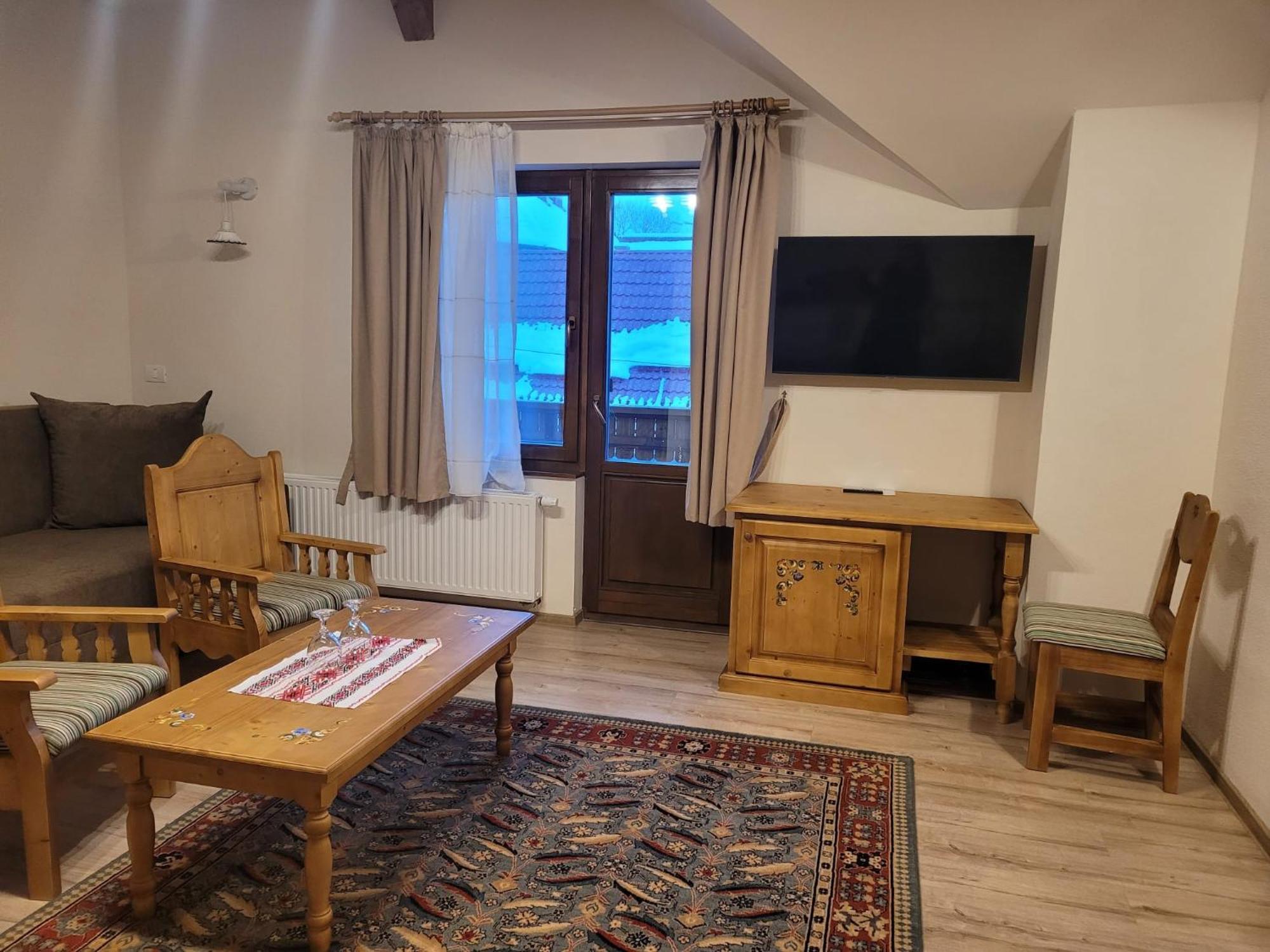 Hotel Bielmann Sînpetru Buitenkant foto