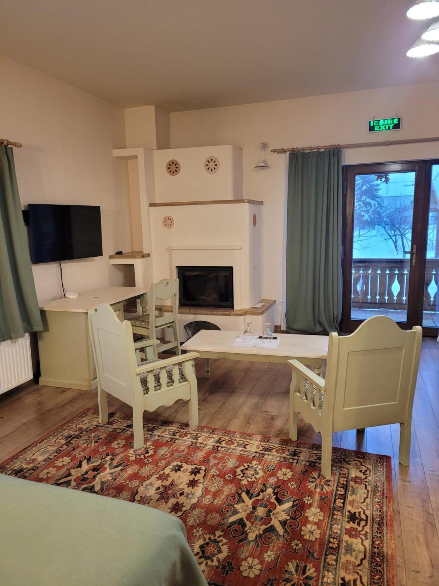 Hotel Bielmann Sînpetru Buitenkant foto