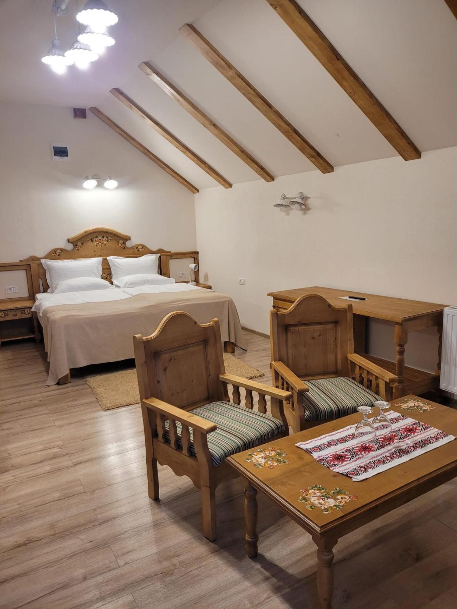 Hotel Bielmann Sînpetru Buitenkant foto
