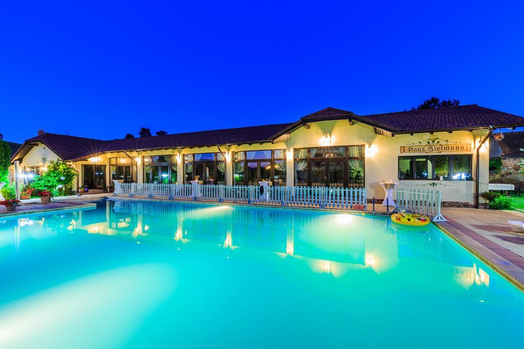 Hotel Bielmann Sînpetru Buitenkant foto