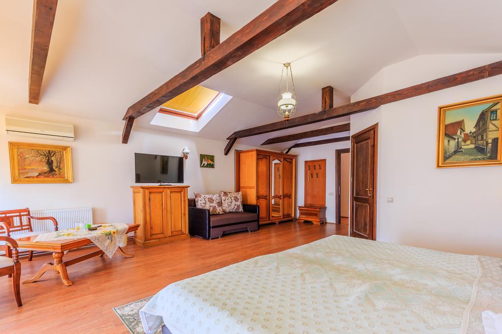 Hotel Bielmann Sînpetru Buitenkant foto