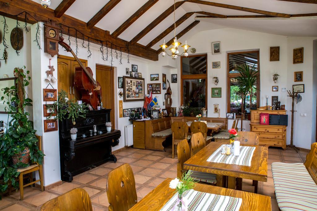 Hotel Bielmann Sînpetru Buitenkant foto