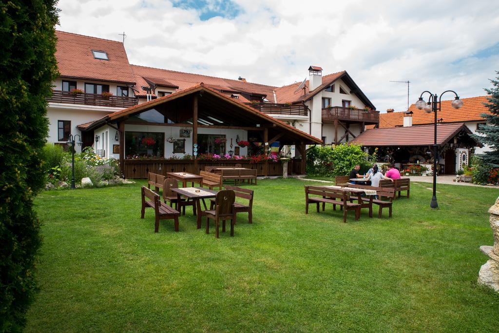 Hotel Bielmann Sînpetru Buitenkant foto